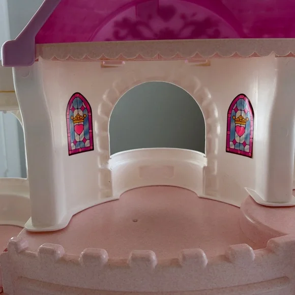 Fisher Price Once Upon a Dream Palace - Picture 10 of 14